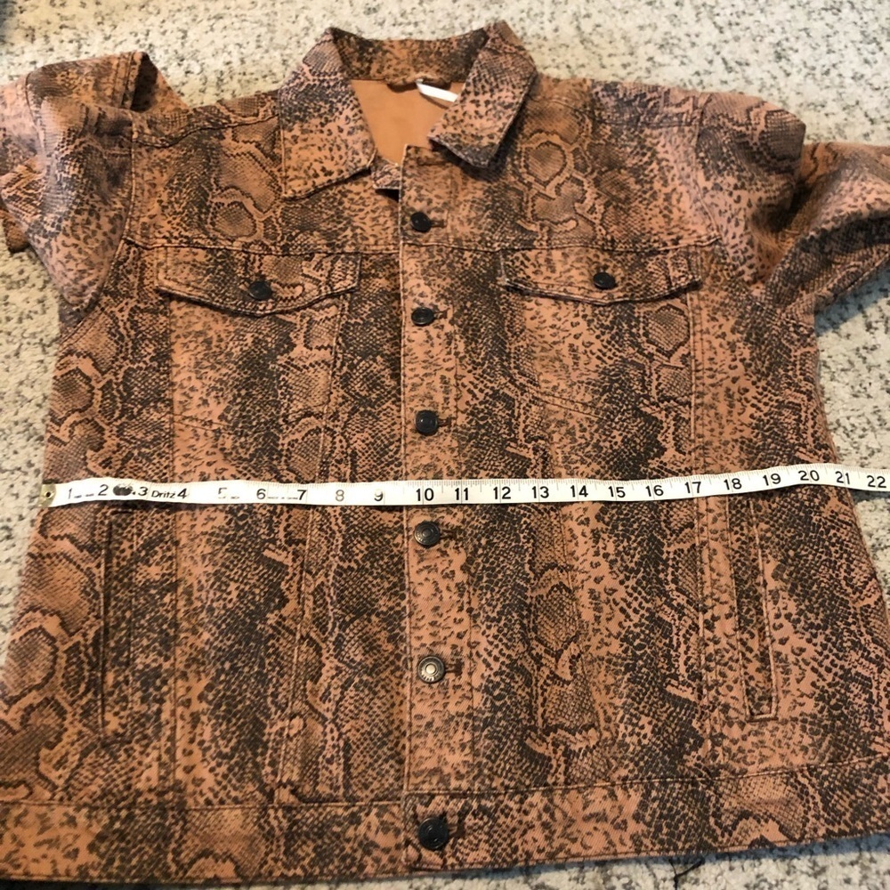Free People Orange & Black Snakeskin Print Trucker Jacket Size Medium - Picture 14 of 15